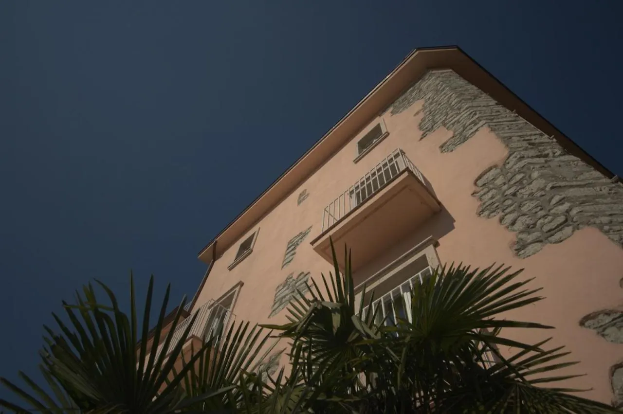 Hotel Club da Baia Brenzone sul Garda Italia