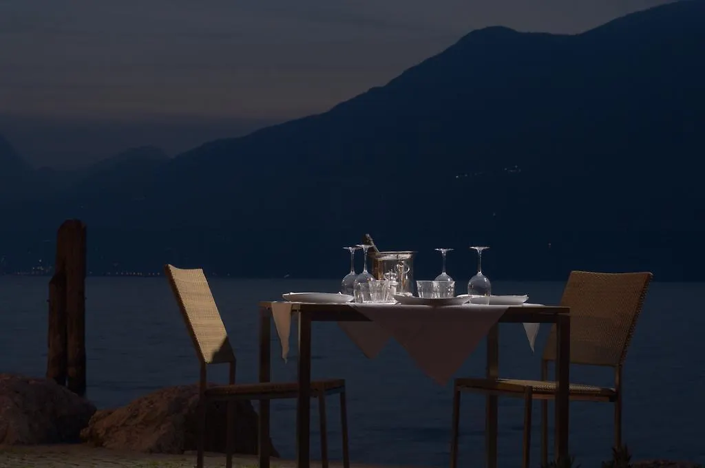 Hotel Club da Baia Brenzone sul Garda 3*,