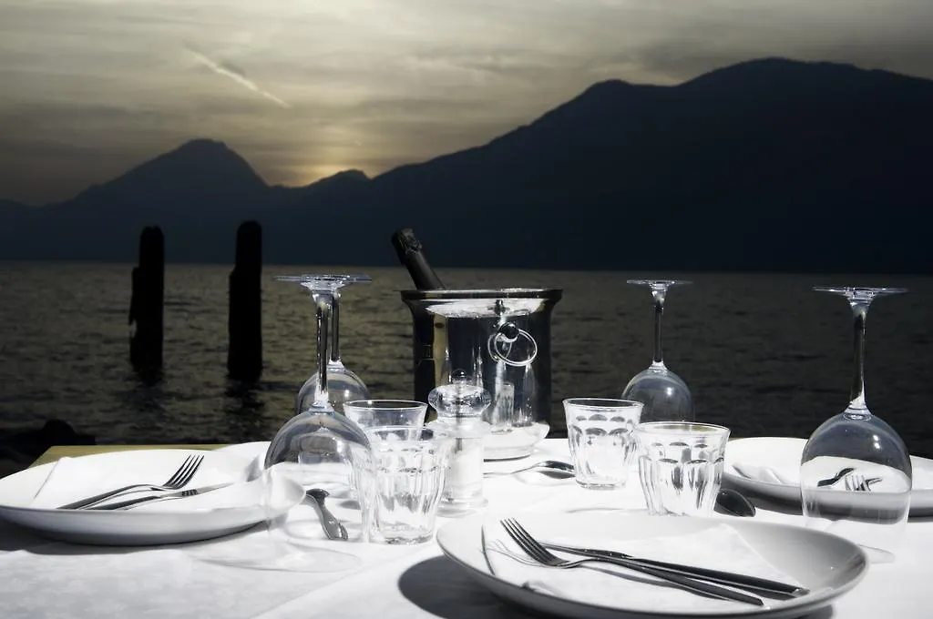 ***  Hotel Club da Baia Brenzone sul Garda Italia